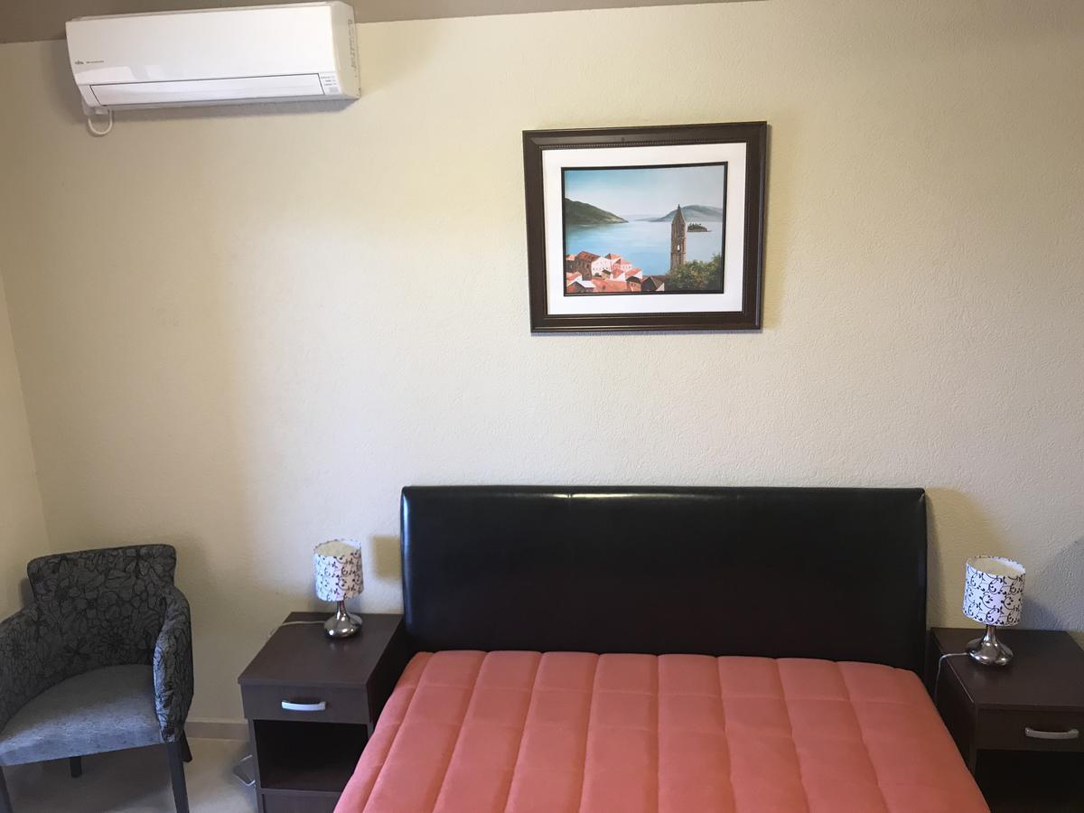 Apartments Camilla Radovici Zewnętrze zdjęcie